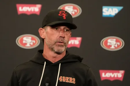 49ers coach Kyle Shanahan hurt in a car crash, limited as training camp opens